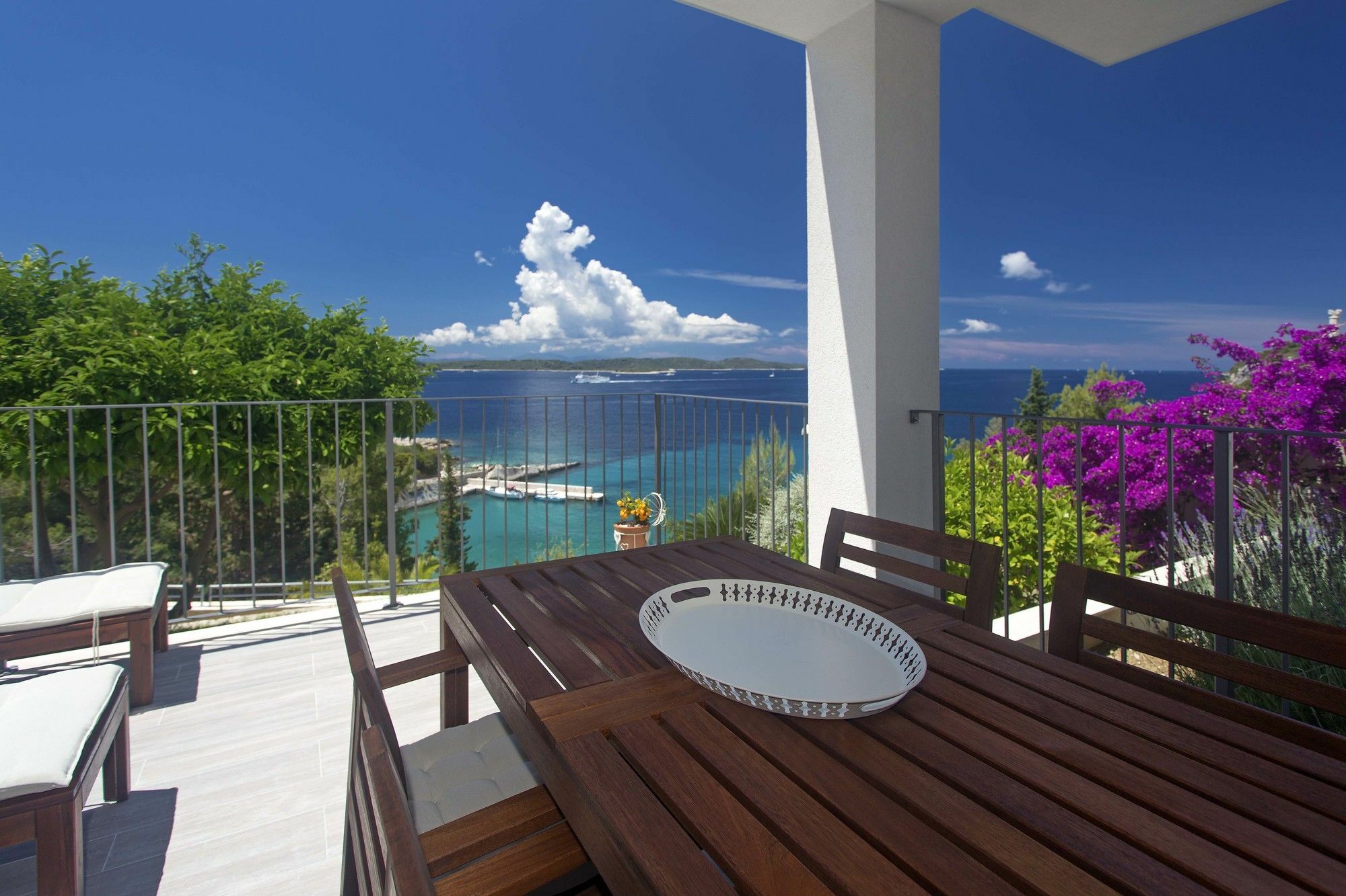 Blue Bay Apartma *